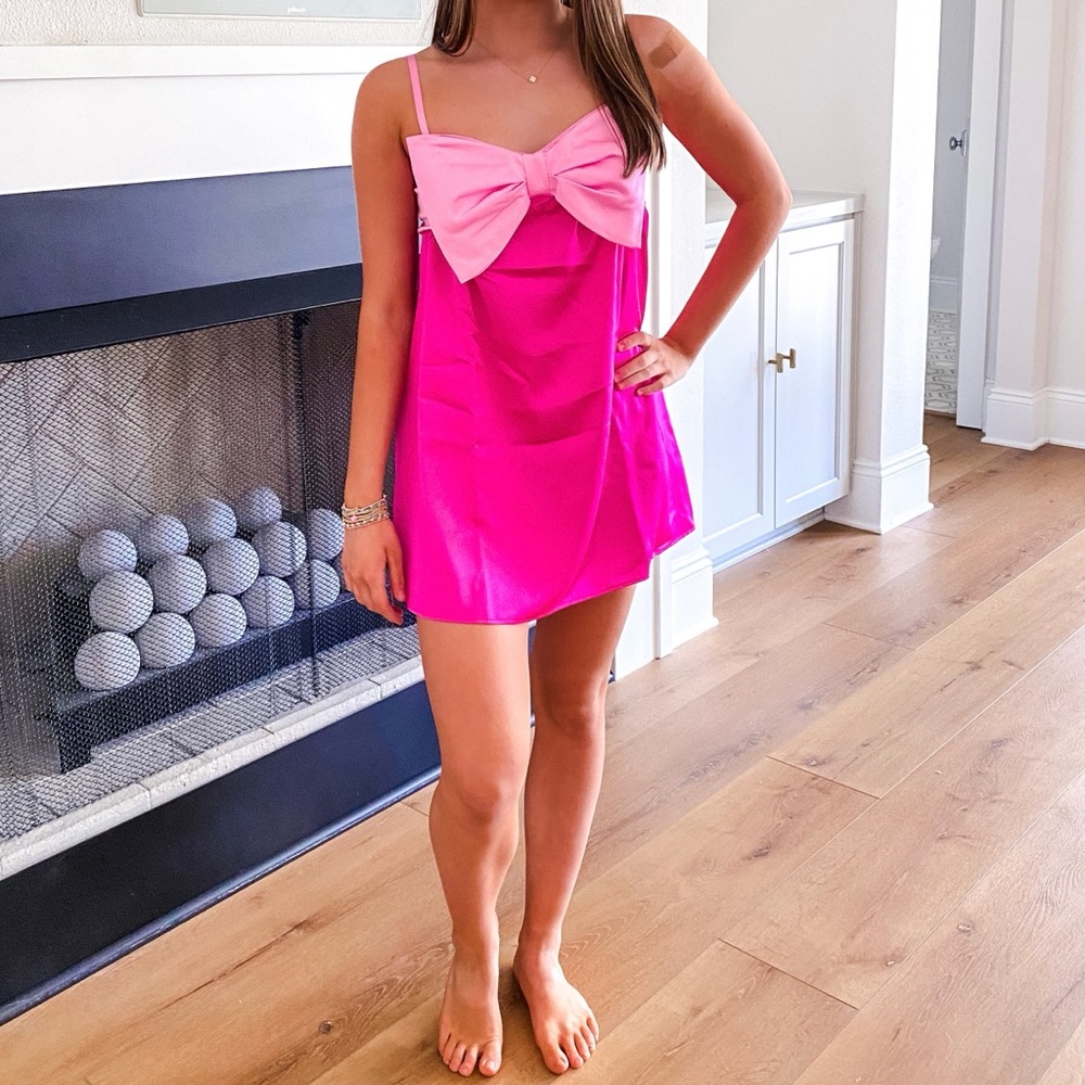 Show me your Mumu pink bow mini dress size AXS
